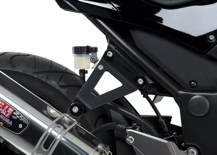 Yoshimura Kawasaki Ninja 300 2013-17 Muf - Ljuddämparfästen - D257940 - 1