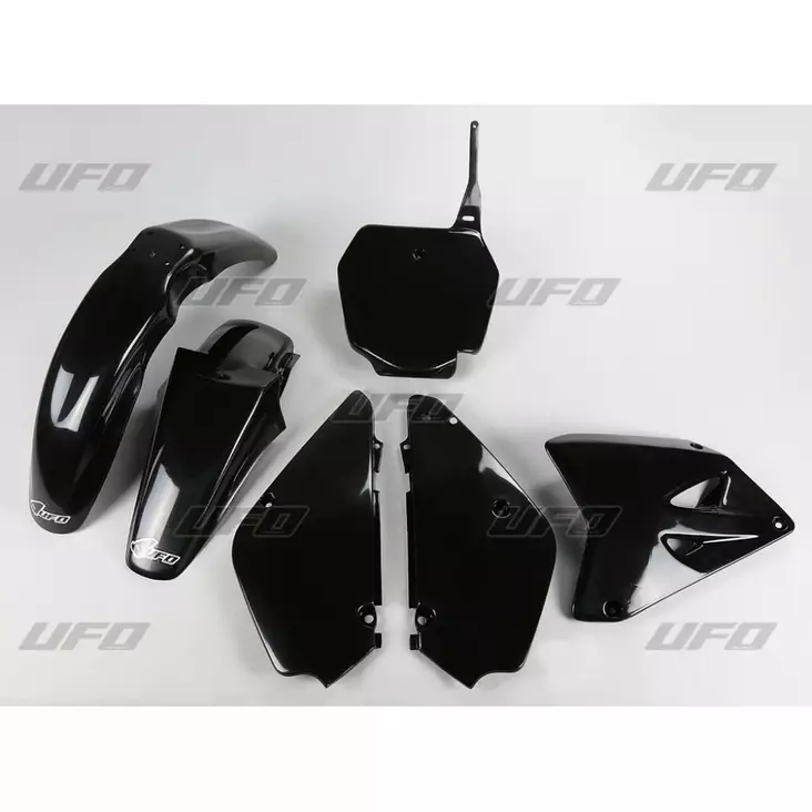 UFO Plastkit 5-delar Svart RM80 00-01RM8 - Plastkit - D33711 - 1