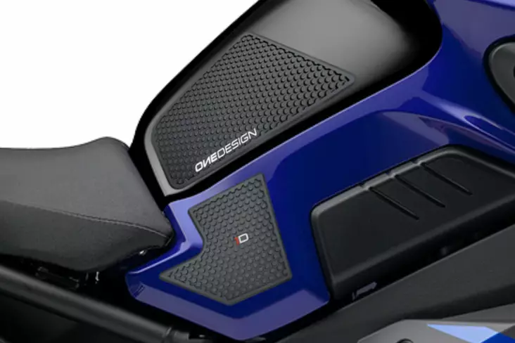 Puig Lateral Tank Pads Yamaha C/Black - Tankskydd - D261132 - 1