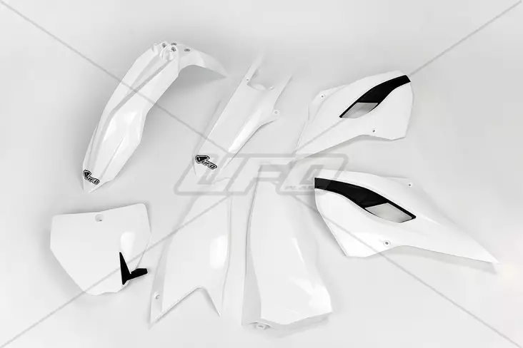 UFO Plastkit 5-delar original HVA TC/FC - Plastkit - D33792 - 1