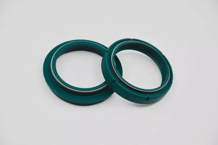 SKF Oil & Dust Seal 43 mm. - KAYABA - Gaffeltätning - D251733 - 1