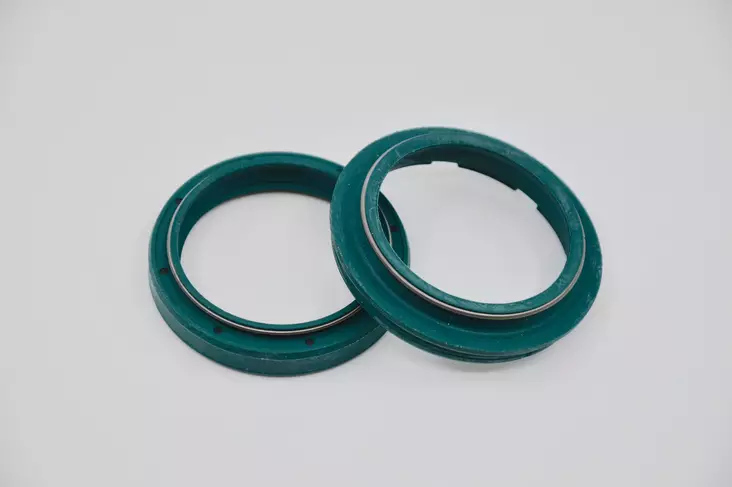SKF Oil & Dust Seal 46 mm. - ZF SACHS - Gaffeltätning - D251743 - 1