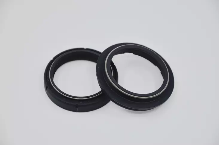 SKF Oil & Dust Seal Kayaba Mm 43 ""Black - Gaffeltätning - D400133 - 1