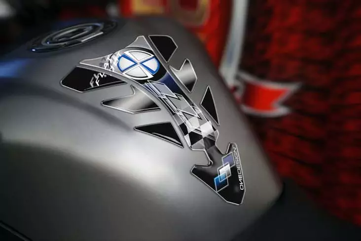 Puig Tankpad Tankskydd Future Bmw C/Silv - Tankskydd - D183484 - 1