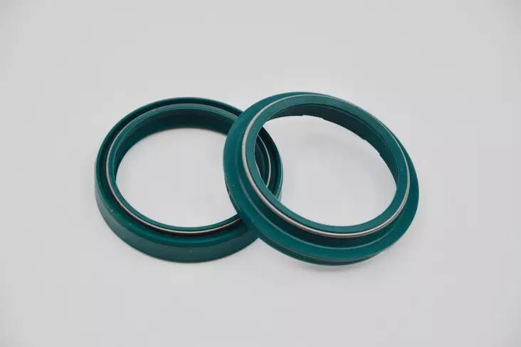 SKF Oil & Dust Seal 47 mm. - SHOWA - Gaffeltätning - D251744 - 1