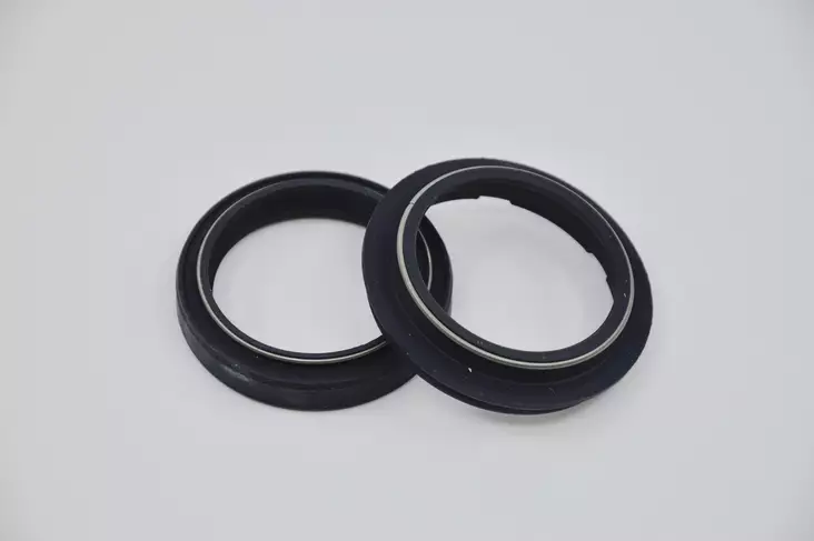 SKF Oil & Dust Seal Ohlins Mm 43 ""Black - Gaffeltätning - D400134 - 1