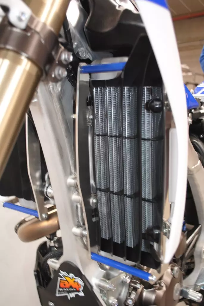 AXP Radiator Guards Yamaha WR450F 12-13 - Kylarskydd - D133375 - 1