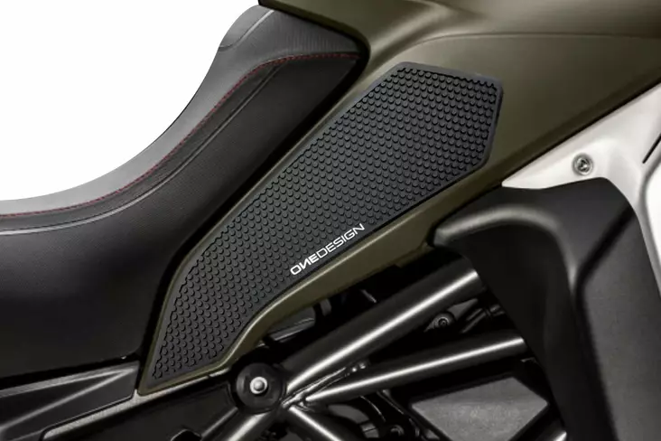 Puig Lateral Tank Pads Ducati C/Black - Tankskydd - D261086 - 1