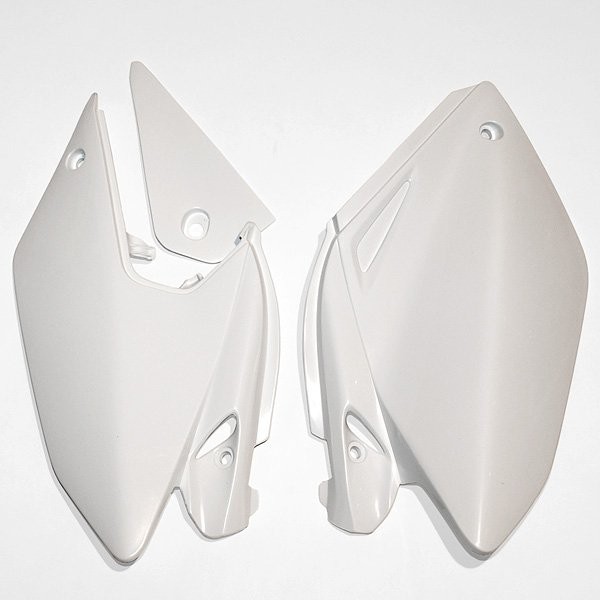 UFO Sidopanel CRF250X 04-Vit 041 - Nummerplåt - D32436 - 1