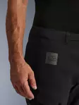  -  -  - 4