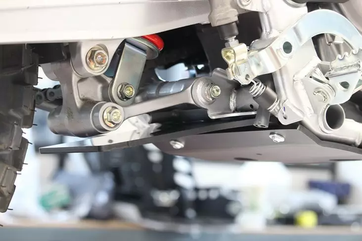 AXP Linkage guard plate Black Honda CRF3 - Hasplåtar - D400829 - 1